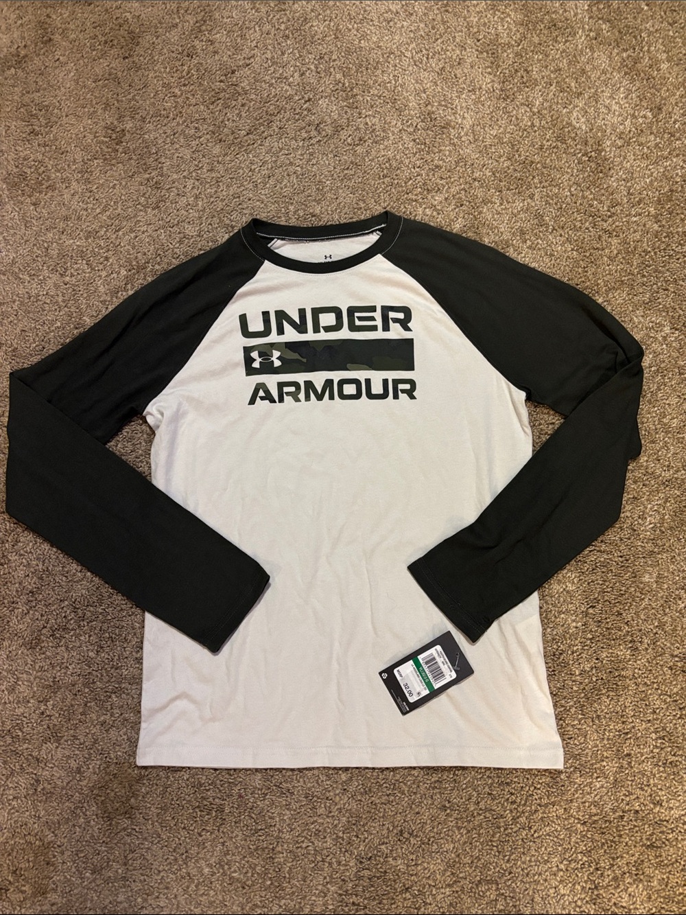 Under Armour Boys Black and White Long Sleeve Raglan Logo Tee